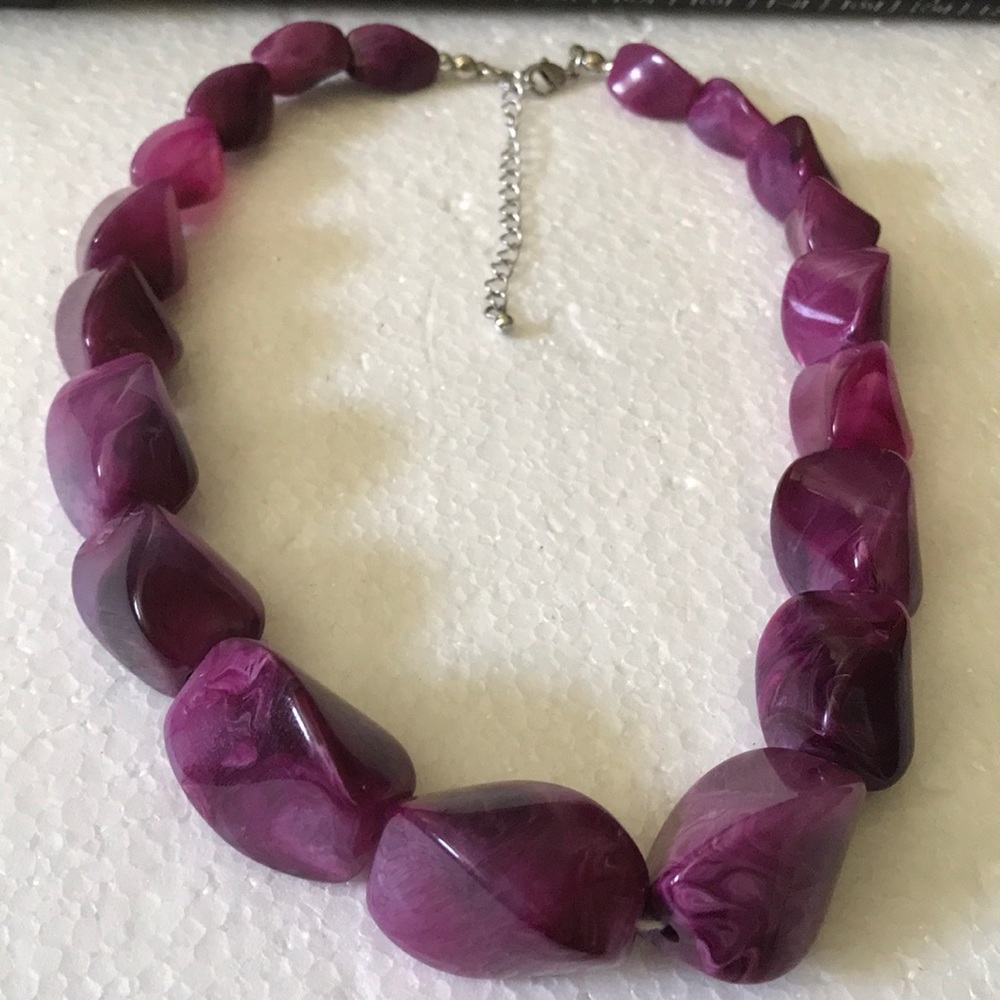 Vintage lucite beads necklace